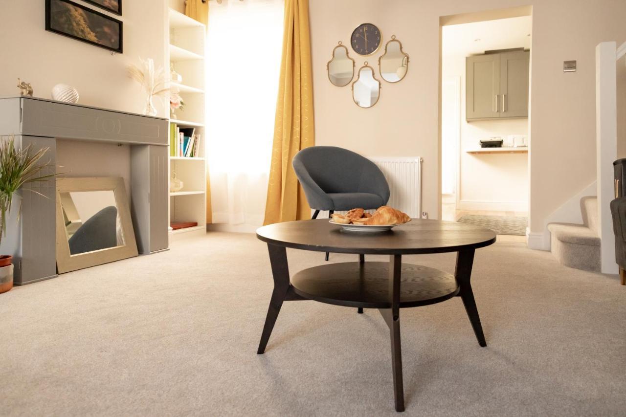 Field House * Bicester